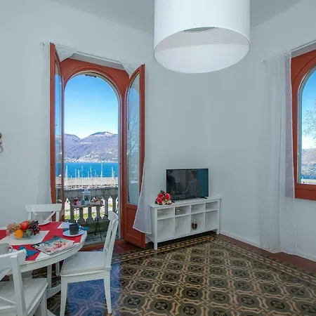 Cascina Cattaneo Sleeps 5 Wifi T783522 Apartment Luino