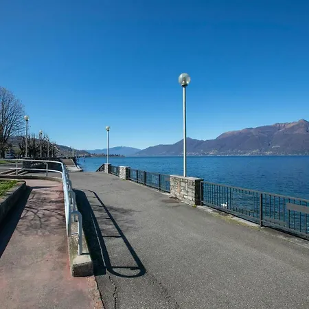 Cascina Cattaneo Sleeps 5 Wifi T783522 * Luino