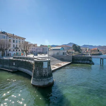 Cascina Cattaneo Sleeps 5 Wifi T783522 Luino