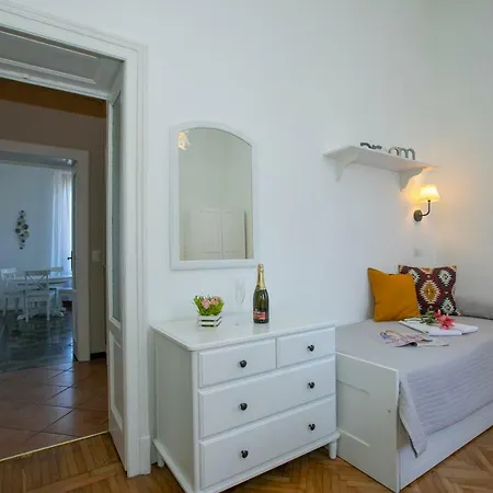 Cascina Cattaneo Sleeps 5 Wifi T783522