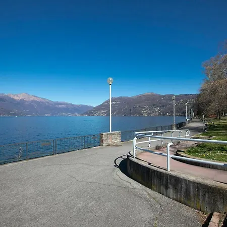 Cascina Cattaneo Sleeps 5 Wifi T783522 Luino